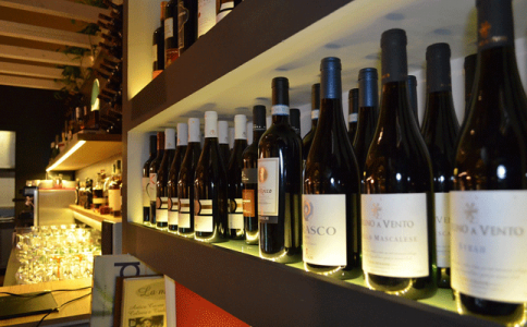 重慶進口葡萄酒批發中心-重慶賣紅酒的地方-酒類直供